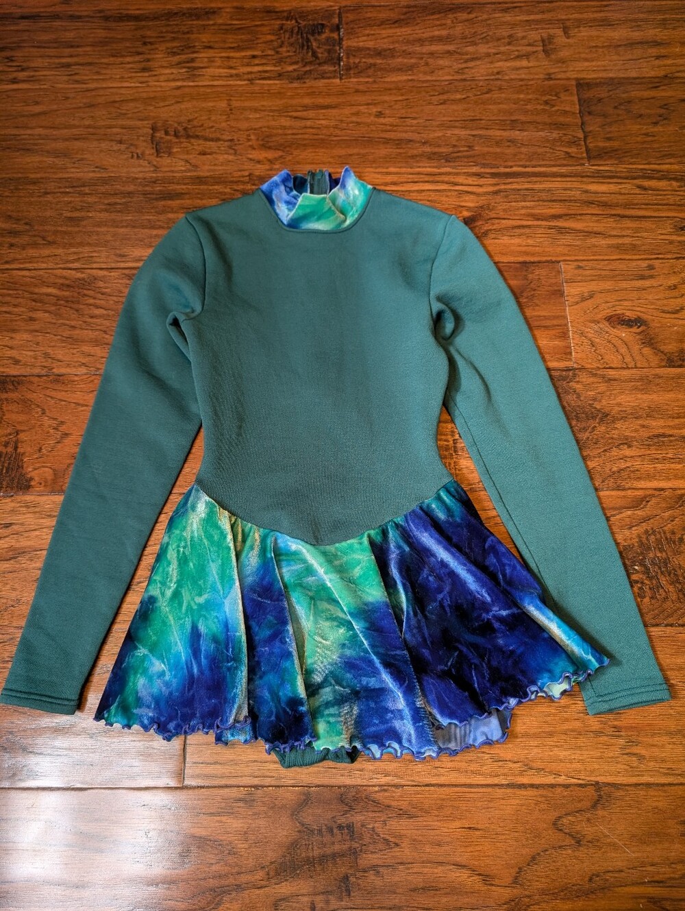 Mondor Girl's Figure Skating Dress Long Sleeve Size 12-14